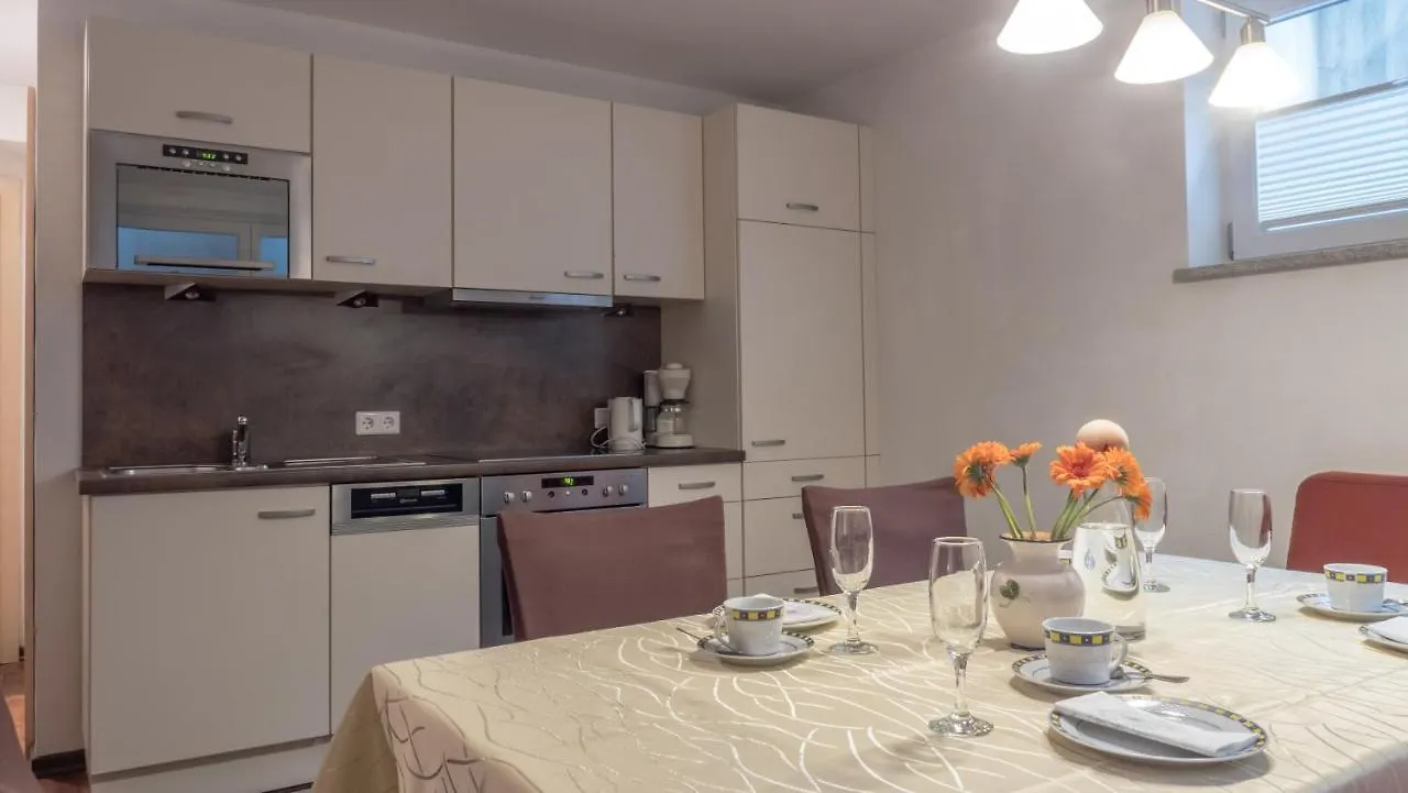 Aparthotel Alpenapart Saphir Solden